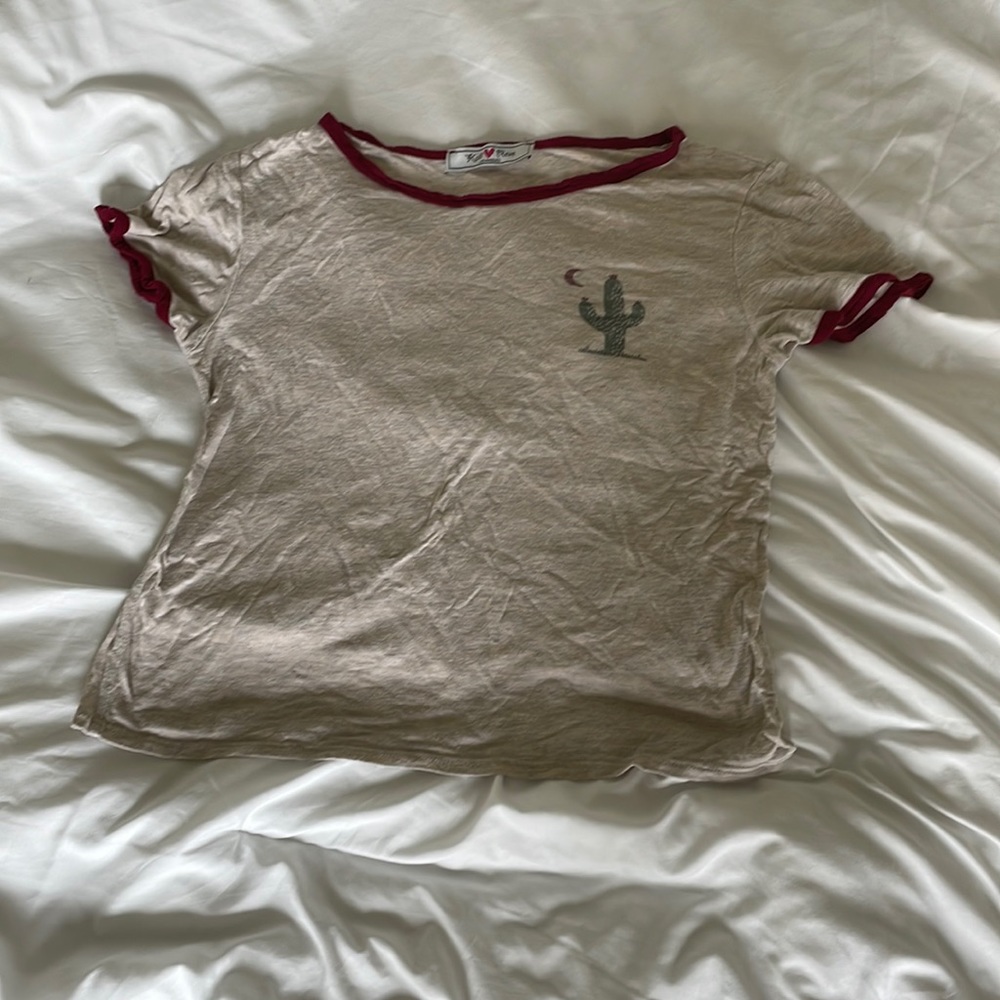 Grey cactus tee shirt
